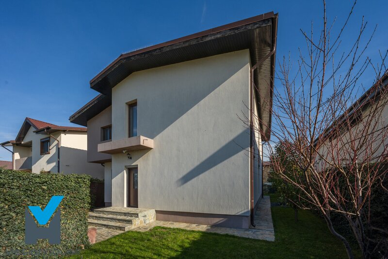 Tunari Dimieni, vila mobilata si utilata, confort si eleganta